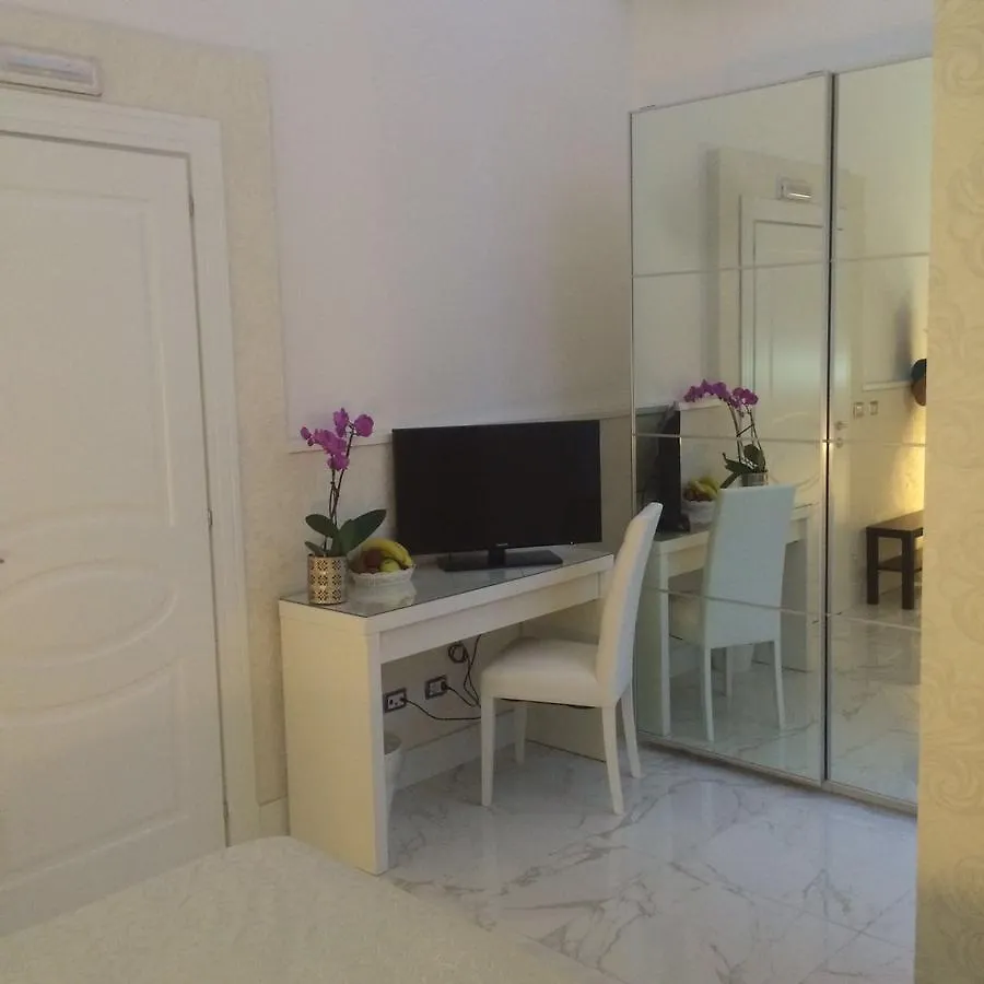 Bed and Breakfast La Dimora Del Marchese CTA