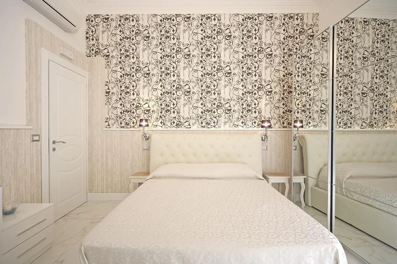 ***  Bed and Breakfast La Dimora Del Marchese CTA Italia