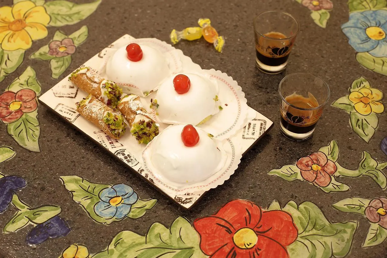 Bed and Breakfast La Dimora Del Marchese CTA